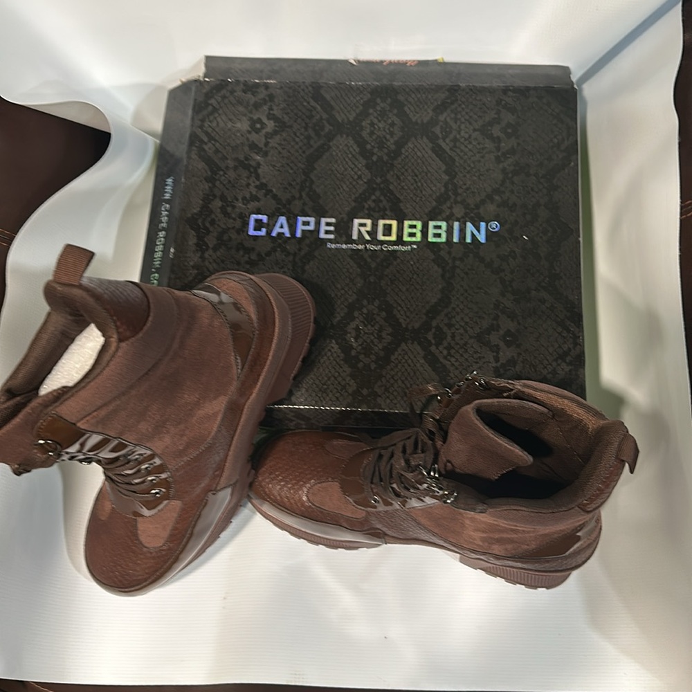 Woman booths size 10 cape Robbin - Picture 4 of 7